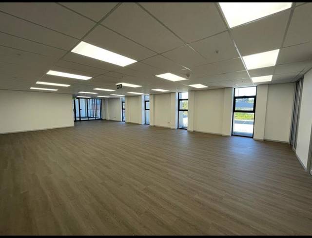 INDUSTRIAL PROPERTY TO RENT IN SAMRAND BUSINESS PARK